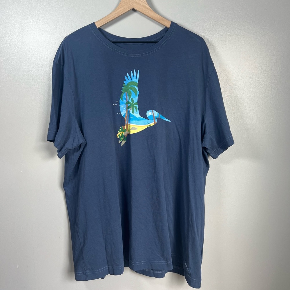 Life Is Good Crusher-Lite T-Shirt - Pelican Beach Picture on Chest - XXL - EUC